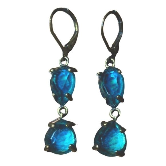 Vintage Brass and Aquamarine Crystal Rhinestone Dangle Earrings - Picture 2 of 4